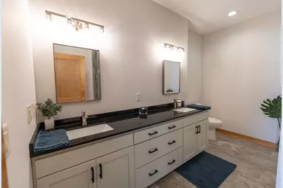 56814 402nd Avenue, Mazeppa, MN 55956 - Photo 37