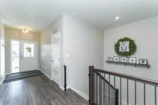 1639 Hadley Creek Dr NE, Rochester, MN 55906 - Photo 5