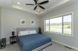 1639 Hadley Creek Dr NE, Rochester, MN 55906 - Photo 17