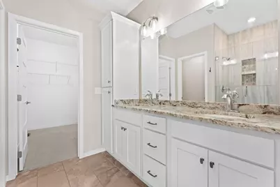 1639 Hadley Creek Drive NE, Rochester, MN 55906 - Photo 17