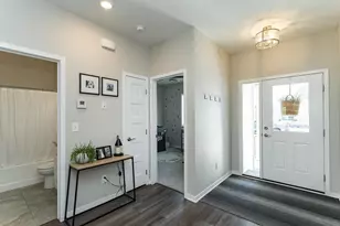 1639 Hadley Creek Dr NE, Rochester, MN 55906 - Photo 3