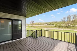 1639 Hadley Creek Dr NE, Rochester, MN 55906 - Photo 3