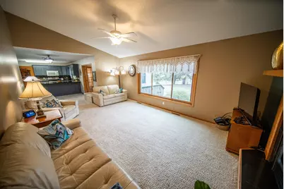 1002 Yorkshire Lane NW, Rochester, MN 55901 - Photo 15