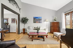 14832 Hickory Ct, Eden Prairie, MN 55346 - Photo 9