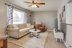 1305 12th St S, Moorhead, MN 56560 - Photo 9