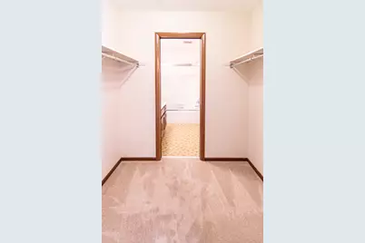 2690 Oxford Street N #247, Roseville, MN 55113 - Photo 17