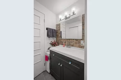 329 Geneva Avenue N #102, Oakdale, MN 55128 - Photo 25