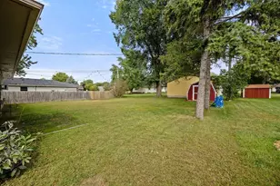 204 Cedar St S, Lester Prairie, MN 55354 - Photo 25