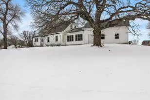 11742 Sunset Cir, Hutchinson, MN 55350 - Photo 3