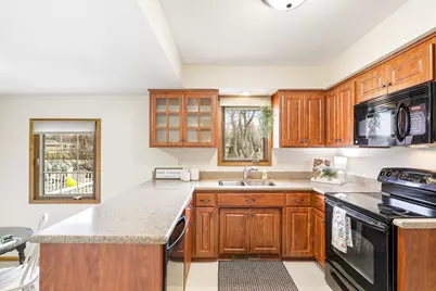 9200 Northwood Parkway, New Hope, MN 55427 - Photo 7