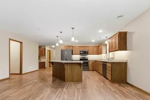 932 Oak Pond Ct, Sartell, MN 56377 - Photo 17