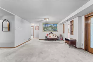 479 Mary St S, Maplewood, MN 55119 - Photo 35