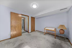 479 Mary St S, Maplewood, MN 55119 - Photo 43