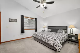 3195 Red Oak Dr, Eagan, MN 55121 - Photo 9