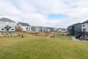 10060 Highpoint Dr, Victoria, MN 55318 - Photo 47