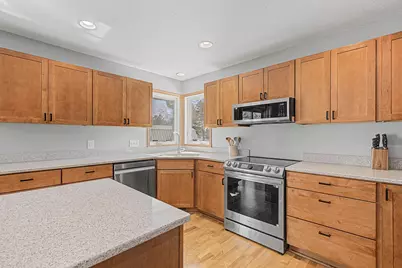 9200 Lakeside Trail, Champlin, MN 55316 - Photo 15