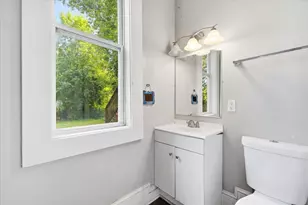 1667 Ames Ave, Saint Paul, MN 55106 - Photo 11