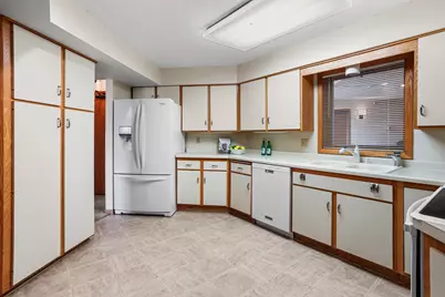 14601 Atrium Way #332, Minnetonka, MN 55345 - Photo 21