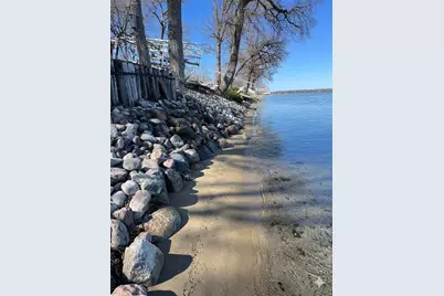 736 Shorewood Drive, Detroit Lakes, MN 56501 - Photo 5