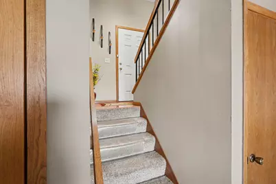 8714 Glasgow Lane, Saint Bonifacius, MN 55375 - Photo 13