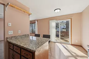 302 Sidney St E, Saint Paul, MN 55107 - Photo 19