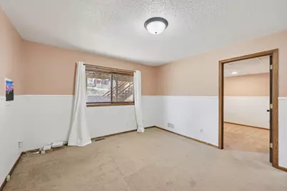 302 Sidney Street E, Saint Paul, MN 55107 - Photo 31