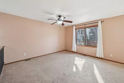 302 Sidney Street E, Saint Paul, MN 55107 - Photo 11