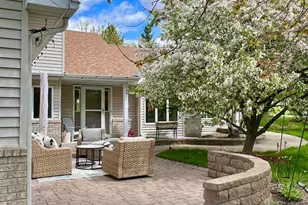 2635 79th St E, Inver Grove Heights, MN 55076 - Photo 3