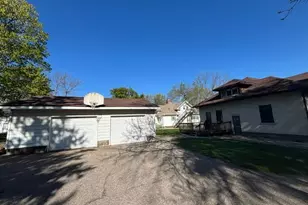 219 Park Pl W, Norwood Young America, MN 55368 - Photo 37