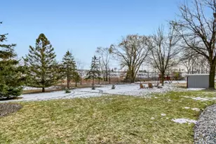 2658 Shadow Ln, Chaska, MN 55318 - Photo 39