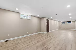 5300 Circle Down, Golden Valley, MN 55416 - Photo 17