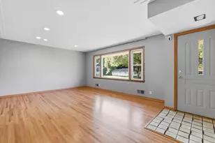5300 Circle Down, Golden Valley, MN 55416 - Photo 3