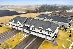 9647 Poplar Dr, Victoria, MN 55386 - Photo 3