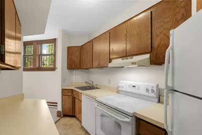 385 Laurel Avenue #10, Saint Paul, MN 55102 - Photo 5