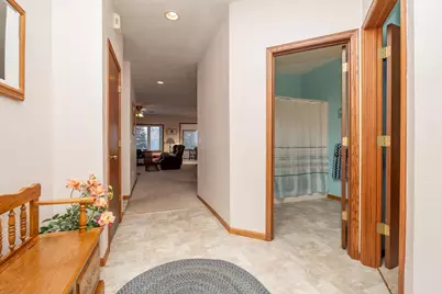 419 Independence Street NE, New Prague, MN 56071 - Photo 5