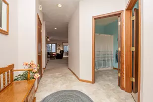 419 Independence Street NE, New Prague, MN 56071 - Photo 5