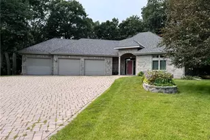 1001 River Ave S, Sauk Rapids, MN 56379 - Photo 1