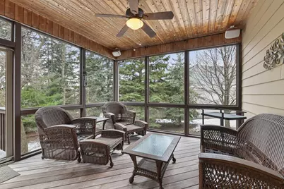 2121 Crestview Drive, Chanhassen, MN 55331 - Photo 17