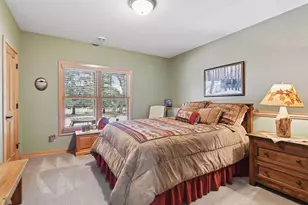 2121 Crestview Dr, Chanhassen, MN 55331 - Photo 33