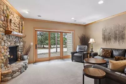 2121 Crestview Drive, Chanhassen, MN 55331 - Photo 27