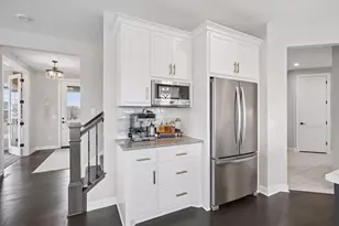 2275 Lakeshore Point Dr N E, Saint Michael, MN 55376 - Photo 15