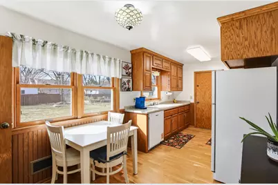 909 14th Street W, Hastings, MN 55033 - Photo 3