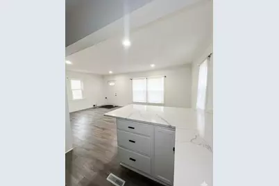 3550 Logan Avenue N, Minneapolis, MN 55412 - Photo 13