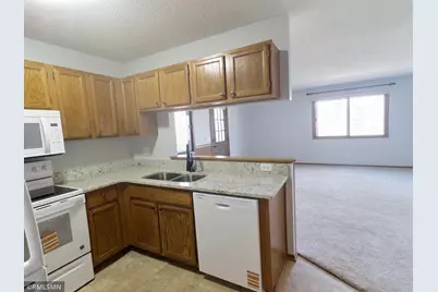 1202 W Royal Oaks Drive, Shoreview, MN 55126 - Photo 11