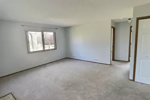 1202 W Royal Oaks Dr, Shoreview, MN 55126 - Photo 7