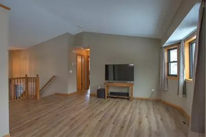 1220 10th Avenue SE, Cambridge, MN 55008 - Photo 5