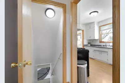 6425 Fremont Avenue N, Brooklyn Center, MN 55430 - Photo 31