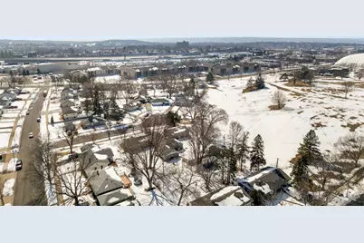 2189 Howard Court, Saint Paul, MN 55119 - Photo 37