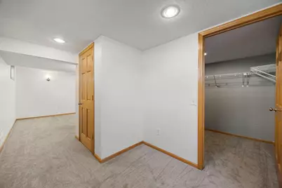 2189 Howard Court, Saint Paul, MN 55119 - Photo 27