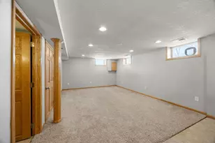 2189 Howard Ct, Saint Paul, MN 55119 - Photo 21